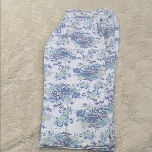 Gloria Vanderbild capris